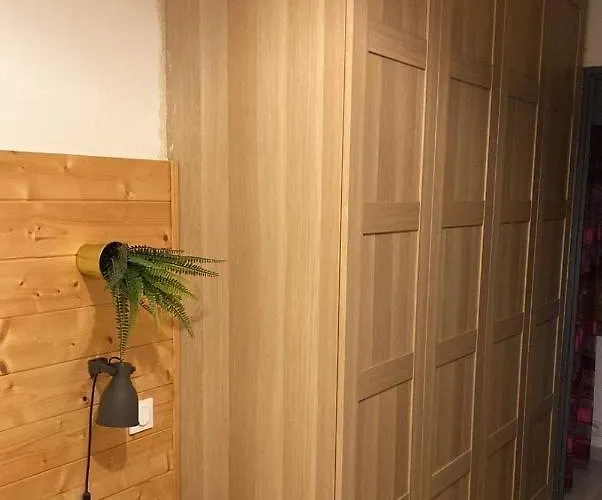 Maison Avec Jardinet, Piscine Commune A Ocean Лакано