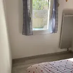 Nyaraló Maison Avec Jardinet, Piscine Commune A Ocean *