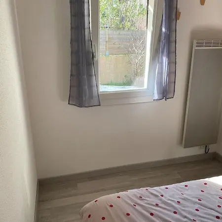 Сasa de vacaciones Maison Avec Jardinet, Piscine Commune à Océan *