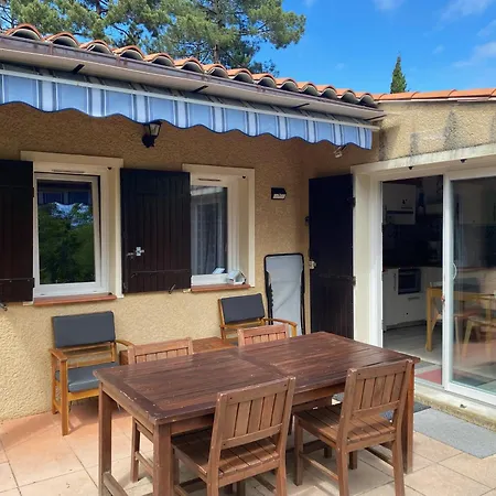 Maison Avec Jardinet, Piscine Commune à Océan * Lacanau